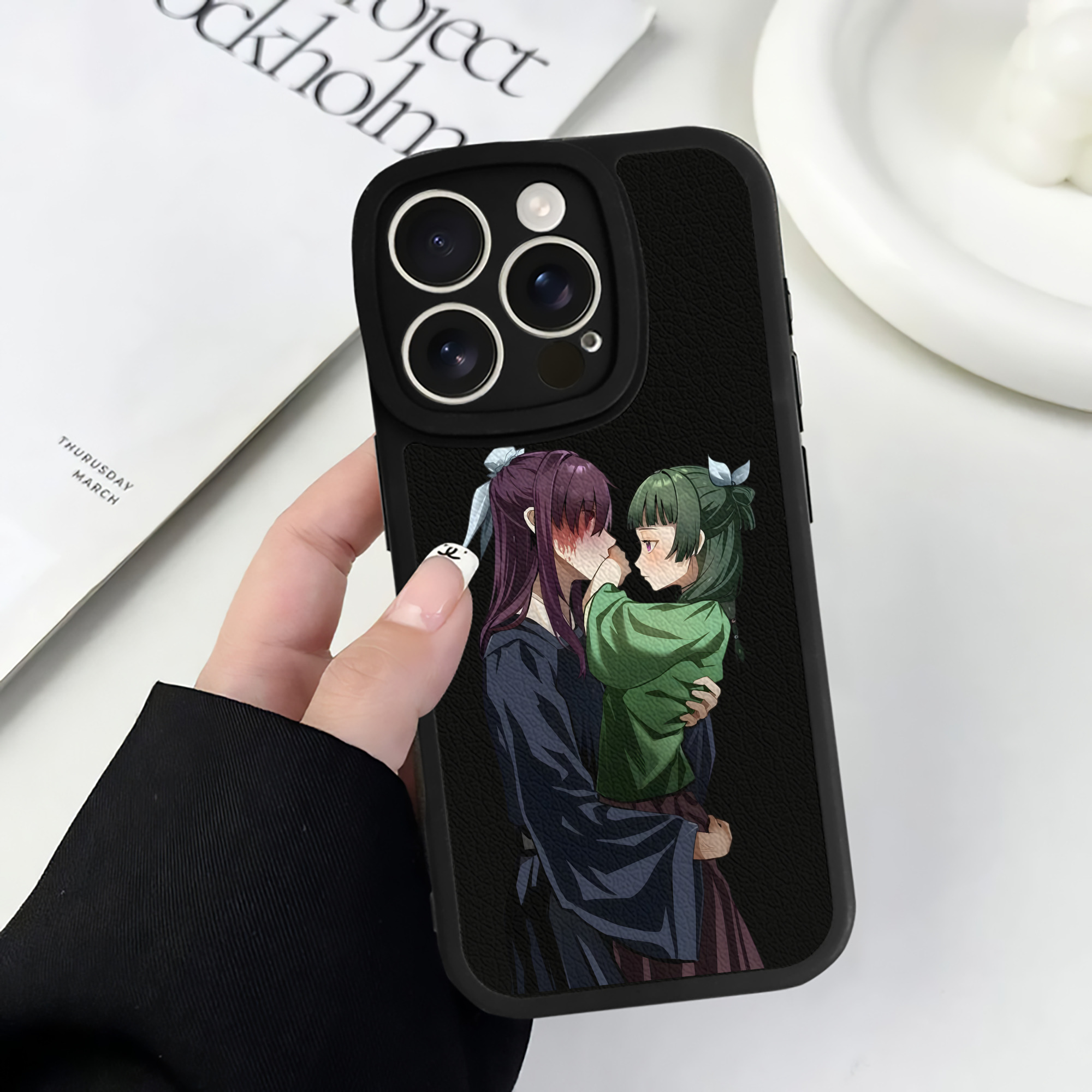薬屋のひとりごと The Apothecary Diaries 【iPhone 16シリーズ対応】シリコンスマホケース（レザー調） 材質：シリコン